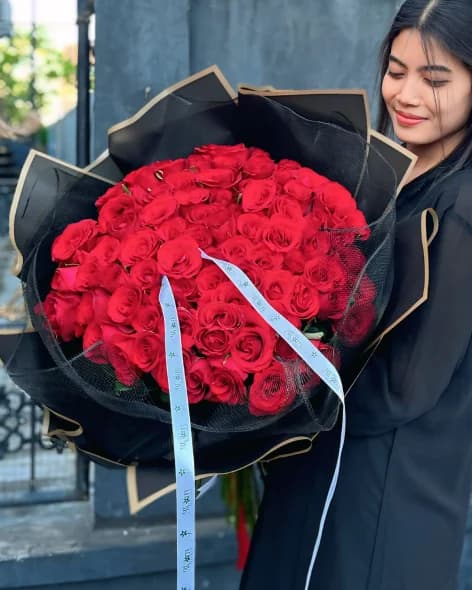 Exquisite Roses for Every Occasion - Image 1