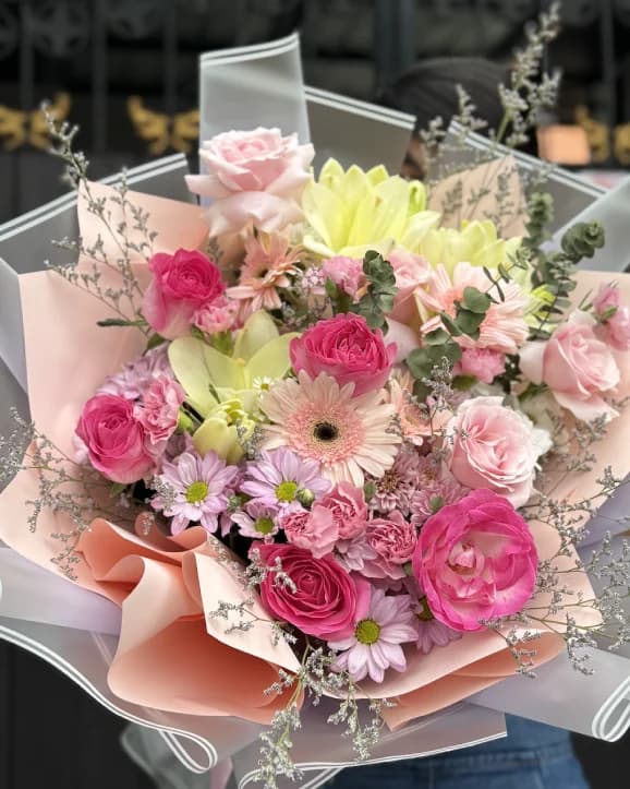 Petal Kiss